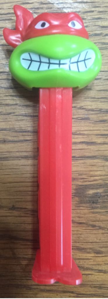 Raphael - Red - Teenage Mutant Ninja Turtles - Angry pez collectible - Main Image 2