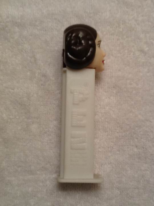 Princess Leia (4) - Star Wars S2 (complete) pez collectible - Main Image 2
