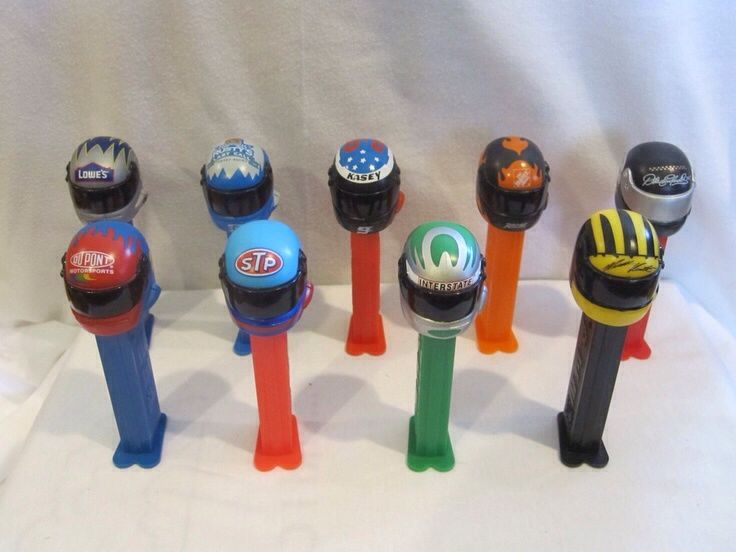 #8 Dale Earnhardt Jr - Nascar pez collectible - Main Image 2