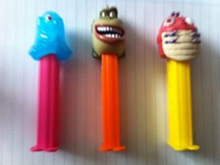 Valentines - White Kisses Bear