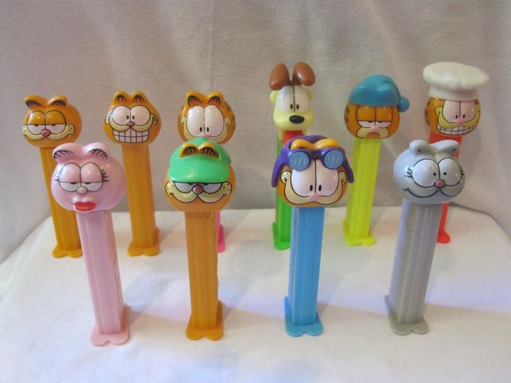 Garfield Friends  pez collectible - Main Image 2