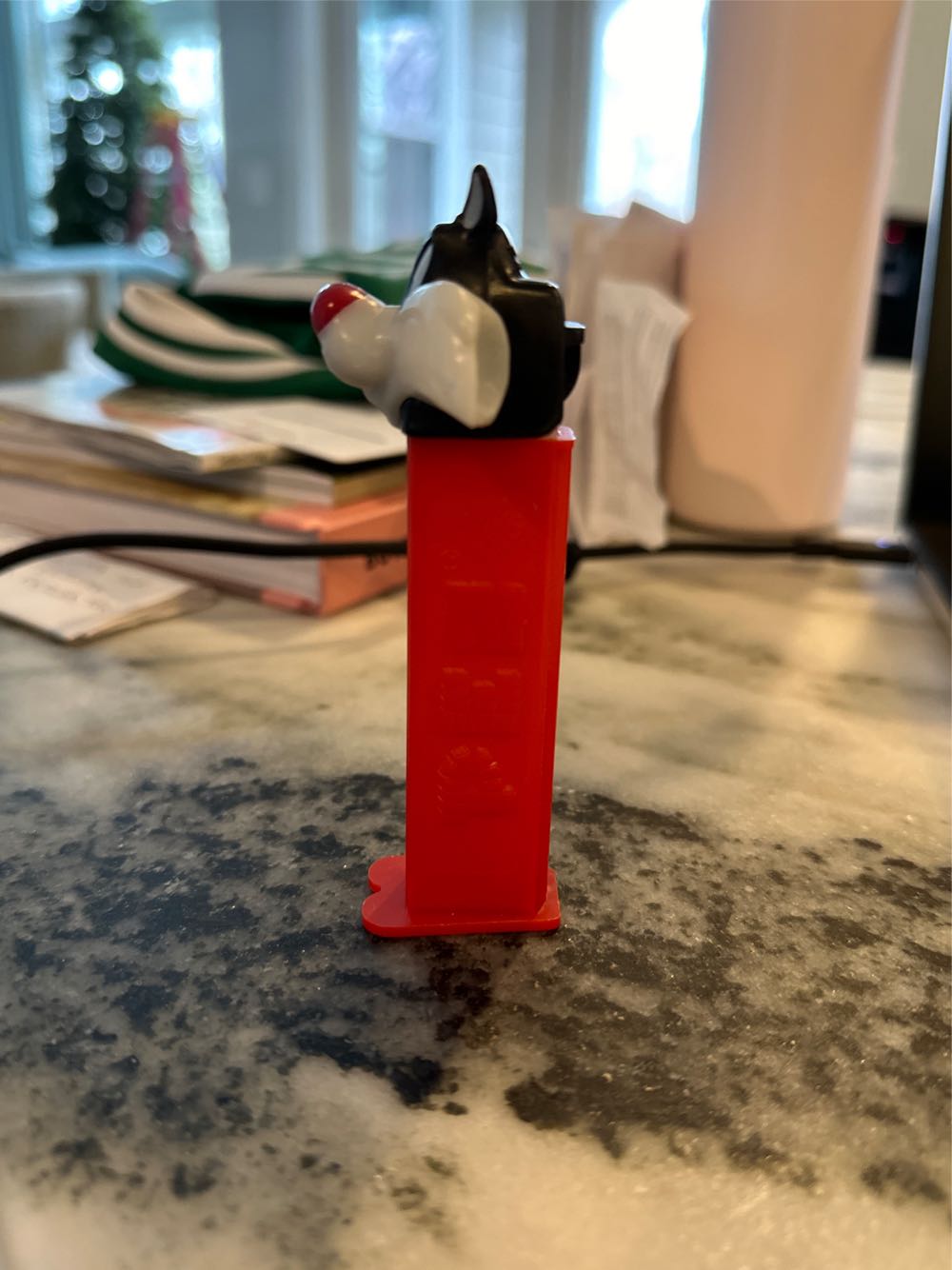 Looney Tunes - Sylvester - Looney Tunes pez collectible - Main Image 4