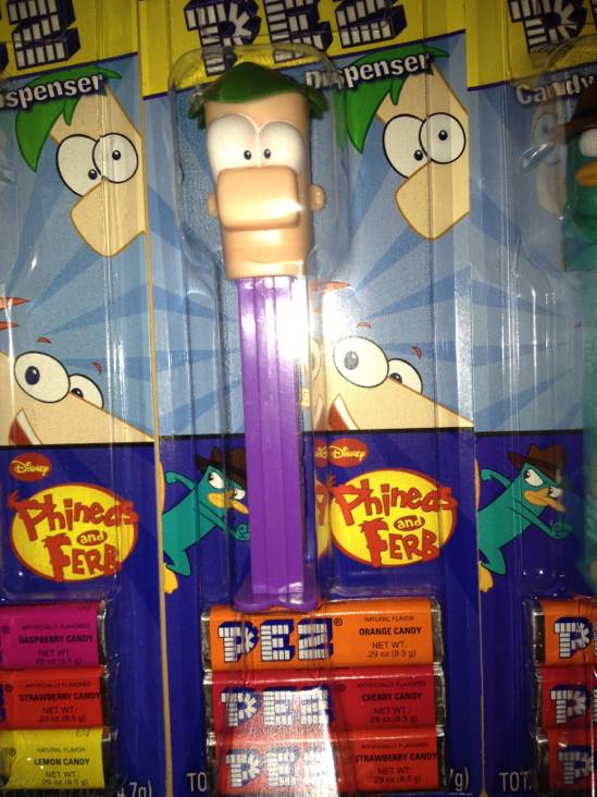 Ferb - Phineas & Ferb (complete) pez collectible - Main Image 2