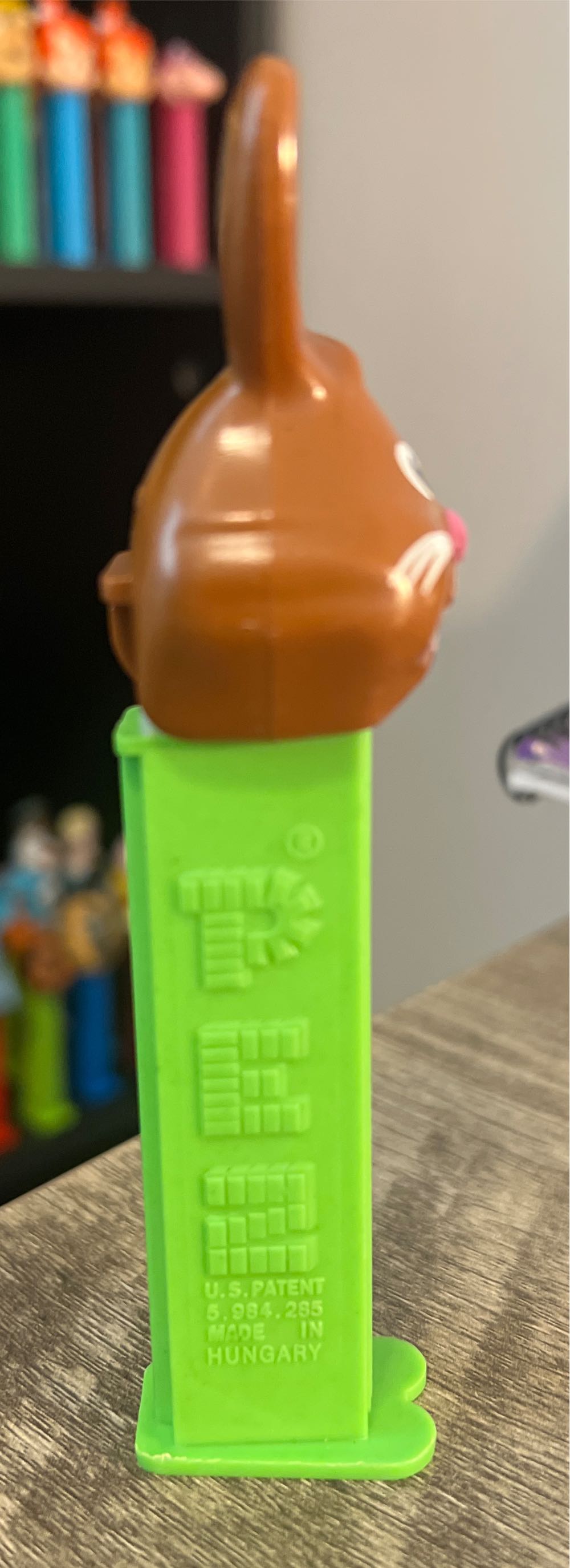 Bunny E - Easter pez collectible - Main Image 2