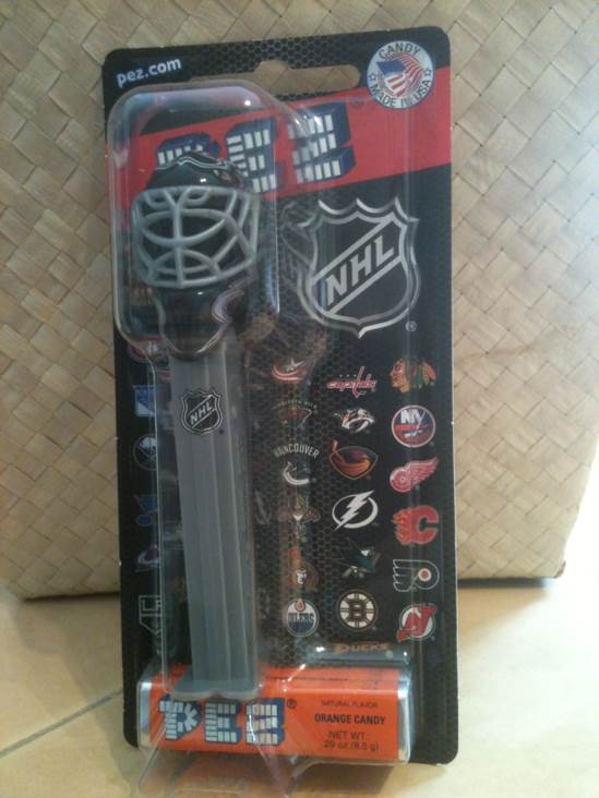 NHL Ice Hockey Helmet - NHL pez collectible - Main Image 2