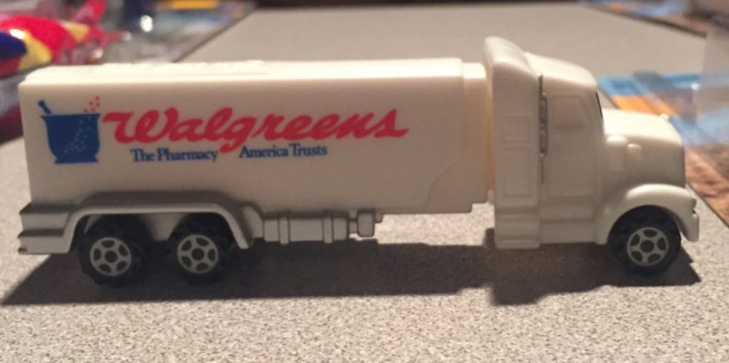 Walgreens Truck E Silver Grill - Big Rigs pez collectible - Main Image 2