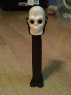 Pez-A-Saurs - Fly Saur - Brutus