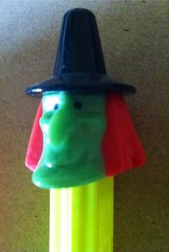 Witch - Halloween pez collectible - Main Image 1