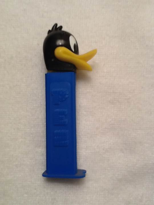 Daffy Duck - German Soccer Clubs pez collectible - Main Image 2