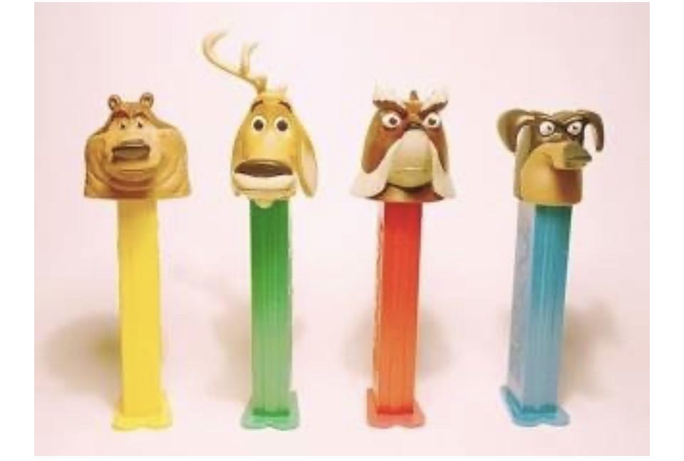 DO NOT HAVE Open Season - Mr. Weenie - Open Season pez collectible - Main Image 2