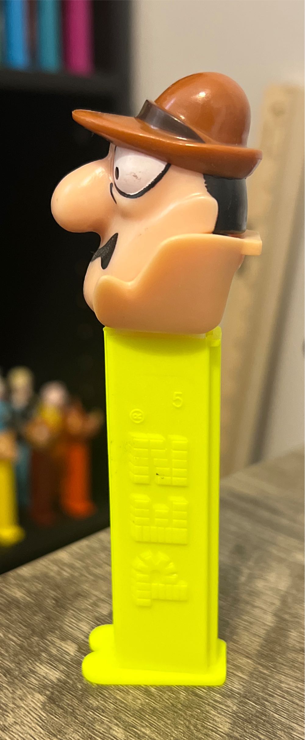 Inspector Clouseau - PINK PANTHER pez collectible - Main Image 4