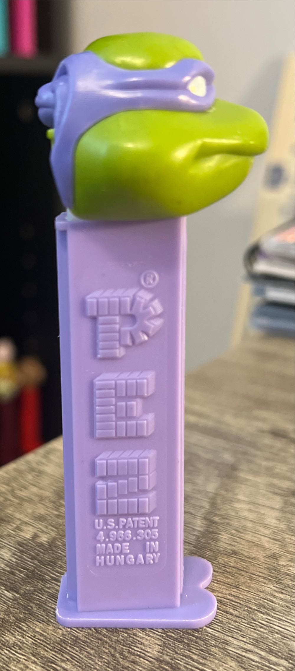 Donatello B - Teenage Mutant Ninja Turtles pez collectible - Main Image 2