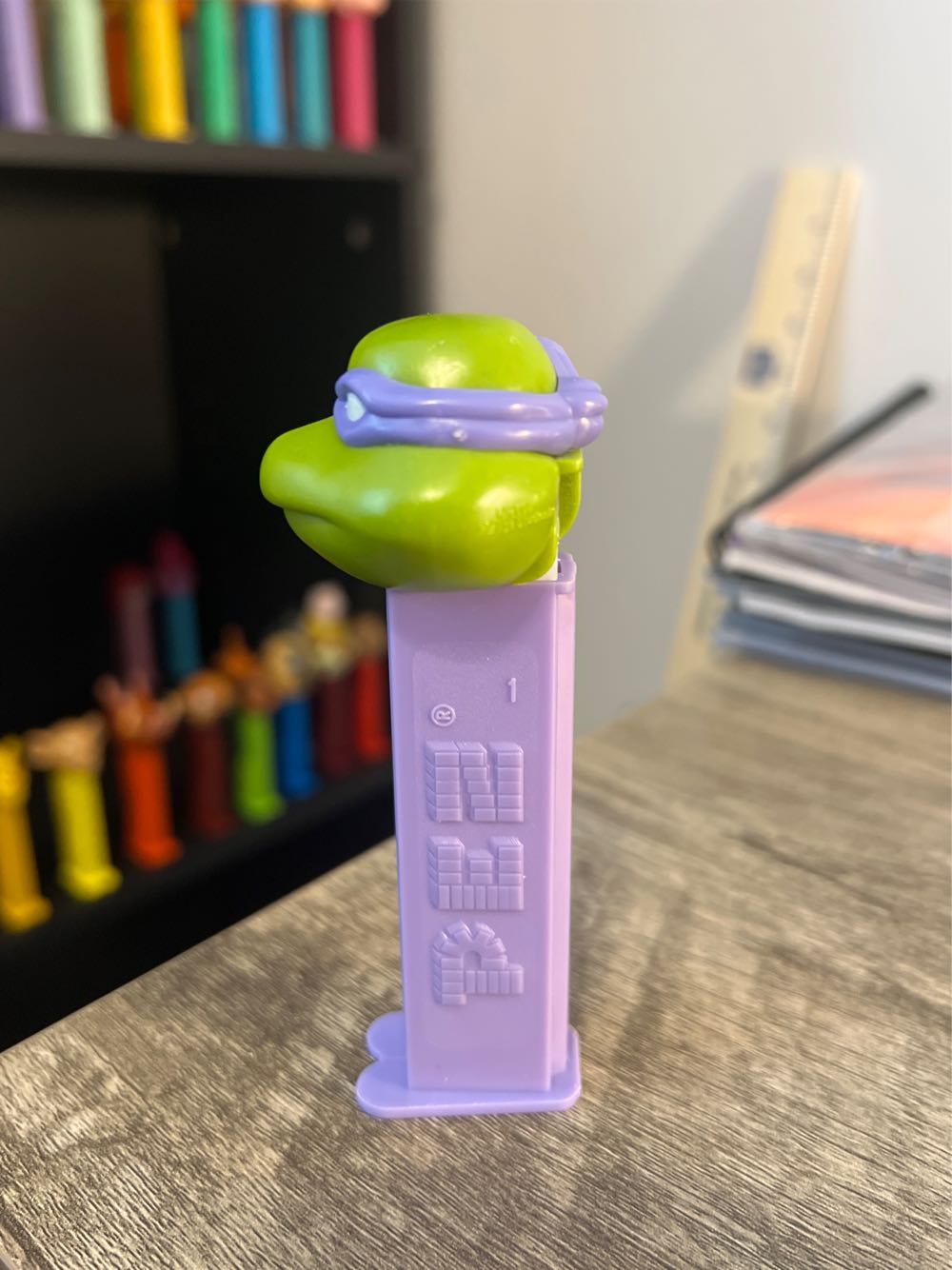 Donatello B - Teenage Mutant Ninja Turtles pez collectible - Main Image 3