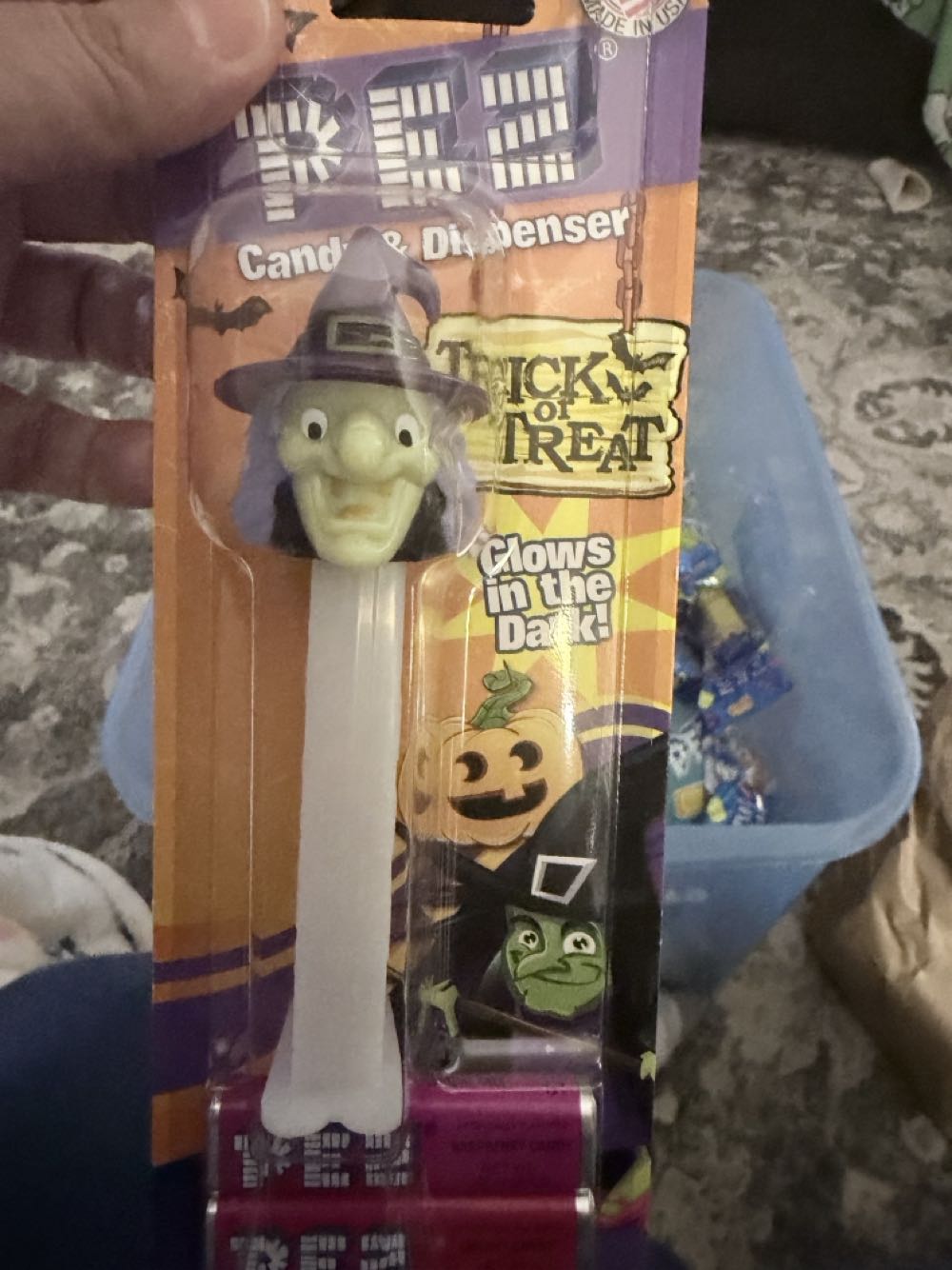 Halloween Witch - Halloween pez collectible - Main Image 2