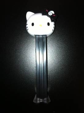 Hello Kitty Black Cat - Hello Kitty pez collectible - Main Image 1