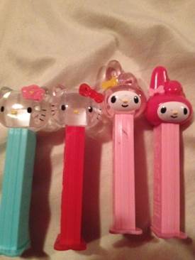 Hello Kitty - Hello Kitty pez collectible - Main Image 1