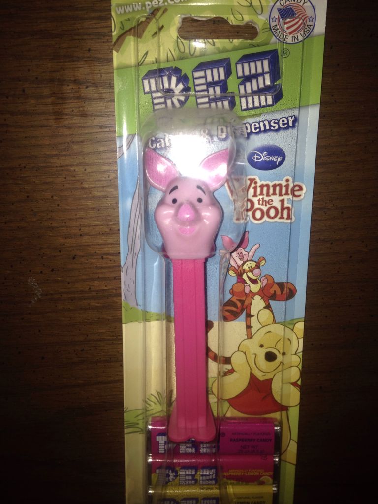 Winnie The Pooh Piglet - Winnie The Pooh pez collectible - Main Image 2