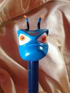 Smile Maroon Heart White Stem Maroon Hearts