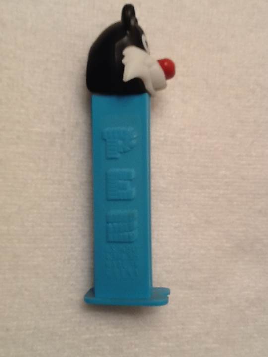 Sylvester B - Looney Tunes pez collectible - Main Image 2