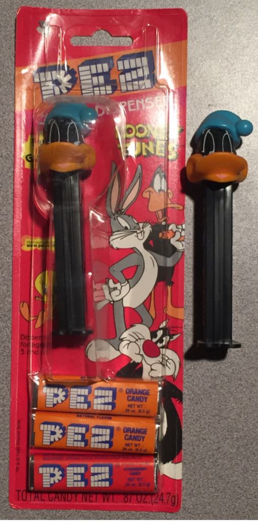 Looney Tunes - Sleepytime Daffy - COOL LOONEY TUNES pez collectible - Main Image 2