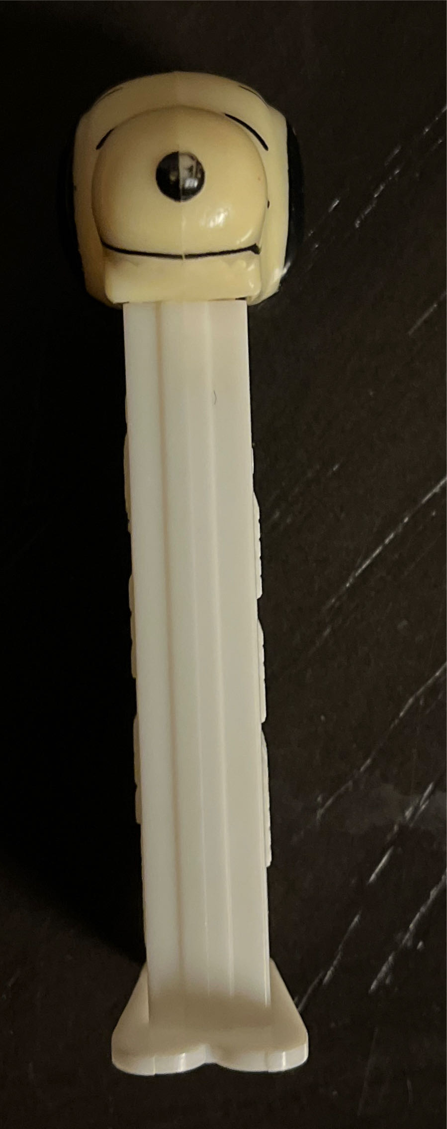 Peanuts - Snoopy A - PEANUTS pez collectible - Main Image 3