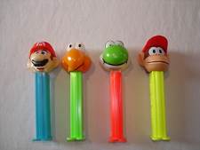 Super Mario - Koopa Trooper - Super Mario Bros. pez collectible - Main Image 2