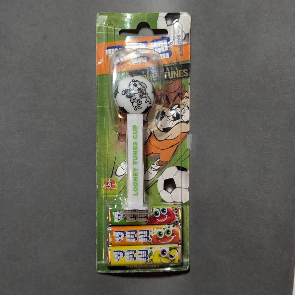 Looney Tunes Cup - Bugs - Movies & TV - Warner Bros. pez collectible - Main Image 2