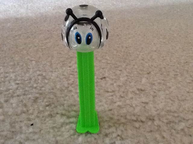 Ladybug Crystal - Bugz pez collectible - Main Image 1