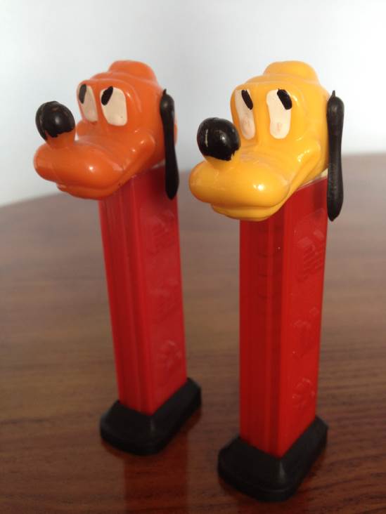 Pluto A variations. Unusual Orange Color on  left  pez collectible - Main Image 2