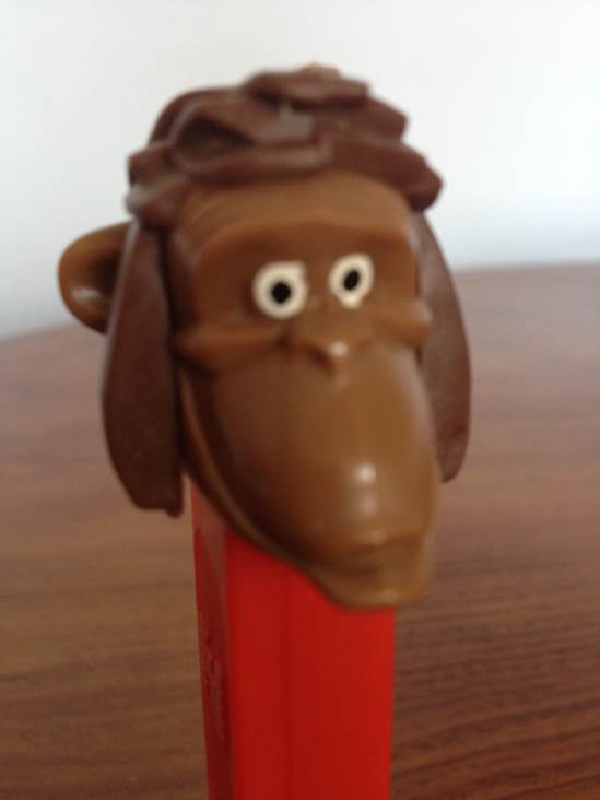 King Louie Dark Chocolate Brown Face, Brown Hair and HECHO IN MEXICO - DISNEY-JUNGLE BOOK Old School pez collectible - Main Image 2