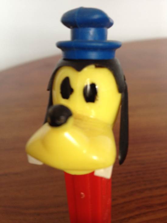Googy A Yellow Head And Blue Hat  pez collectible - Main Image 2
