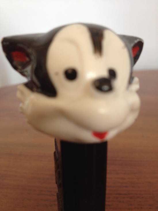 Lil’ Bad Wolf  pez collectible - Main Image 2