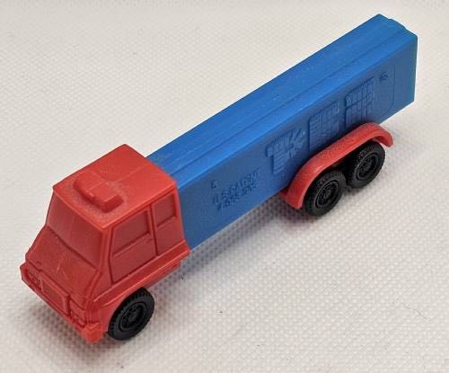 Truck D R3 - Trucks pez collectible - Main Image 2