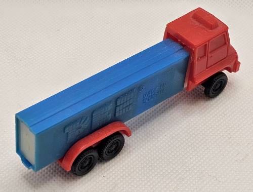 Truck D R3 - Trucks pez collectible - Main Image 3