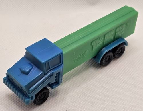 Truck R2 - Trucks pez collectible - Main Image 2