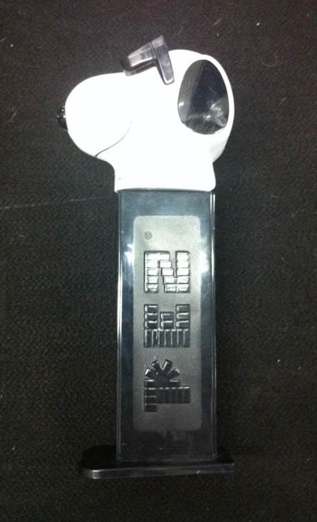 Peanuts - Snoopy - Giant - Cleveland indians - PEANUTS pez collectible - Main Image 2