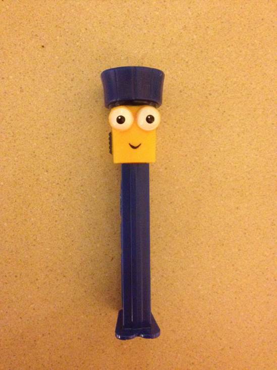 Flicker the Flashlight - Handy Manny pez collectible - Main Image 2
