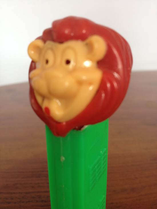 Lil’ Lion  pez collectible - Main Image 2