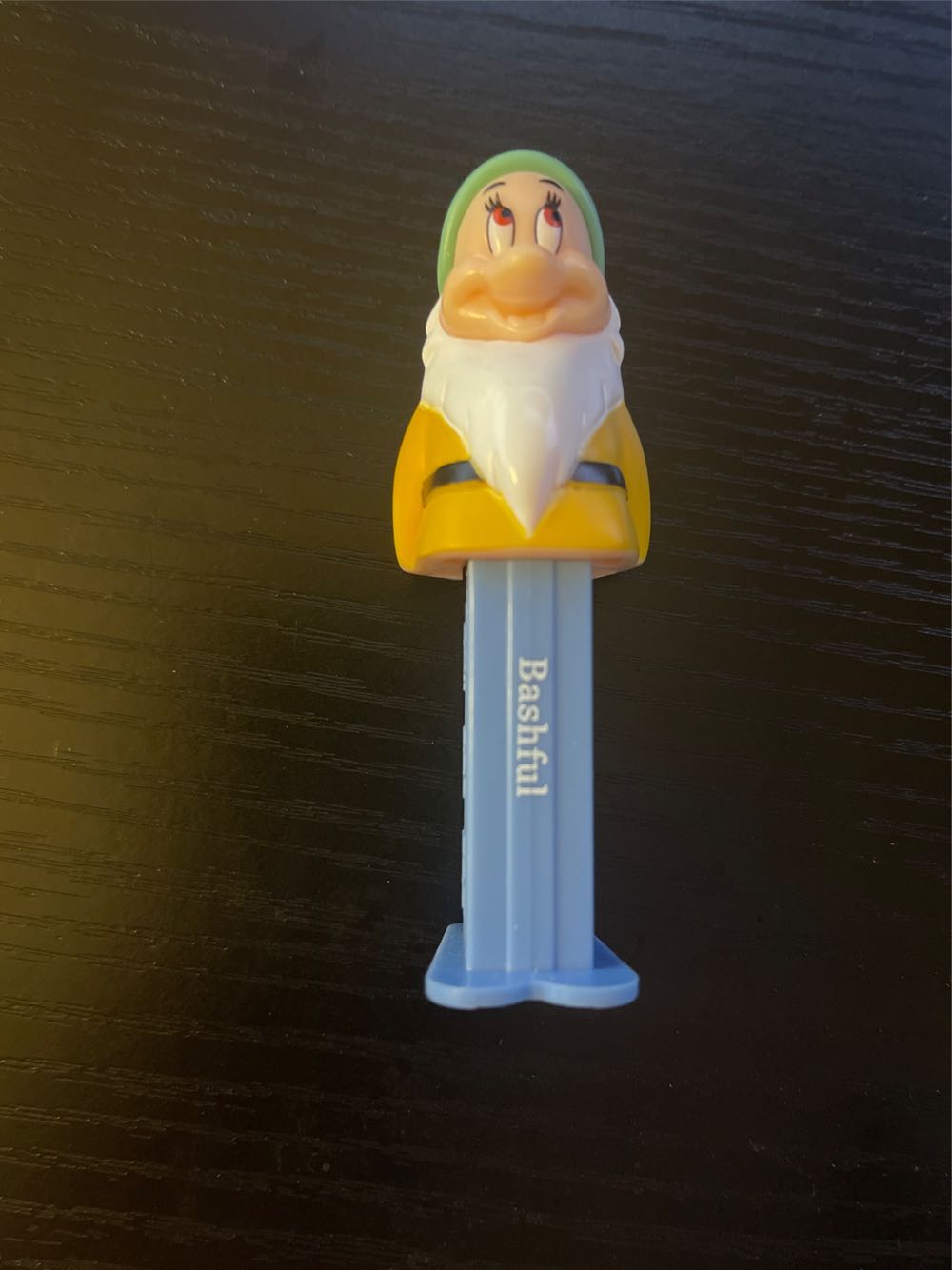 Bashful - Mini - Disney Snow White & The Seven Dwarfs pez collectible - Main Image 2