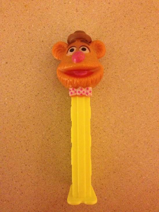 Fozzy Bear - Muppets pez collectible - Main Image 2
