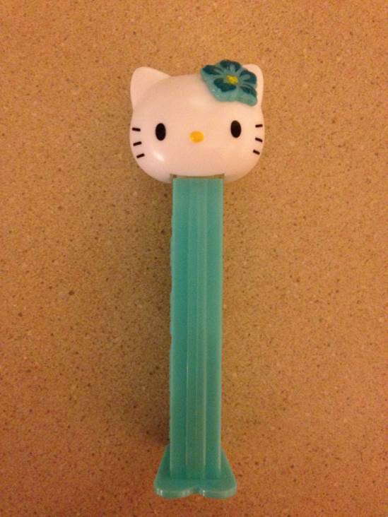 Hello Kitty - Aqua Flower - Hello Kitty pez collectible - Main Image 2