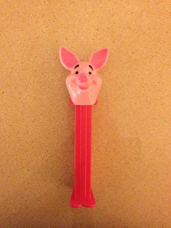 Piglet - Winnie The Pooh pez collectible - Main Image 2