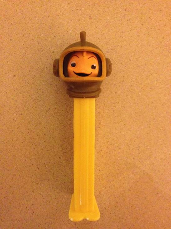 Fish Out Of Water - Chicken Little pez collectible - Main Image 2