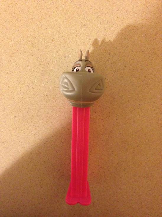 Gloria The Hippopotamus - Madagascar pez collectible - Main Image 2