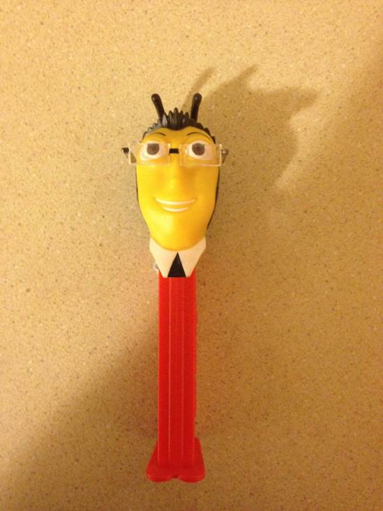 Adam Bee - BEE MOVIE pez collectible - Main Image 2