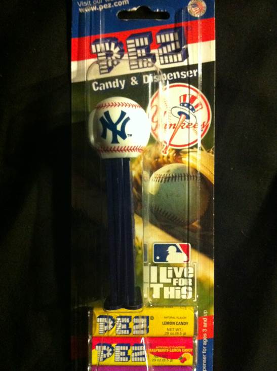 MLB - New York Yankees B - Sports - Baseball pez collectible - Main Image 2