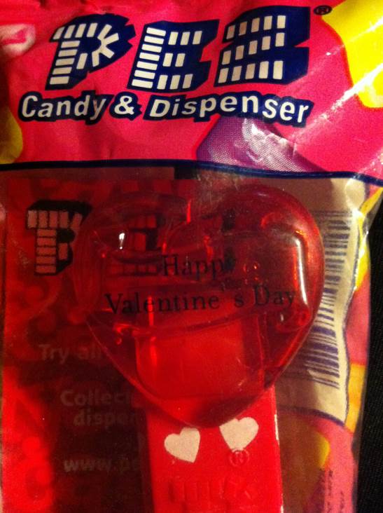 Heart (crystal red) - Happy Valentine’s Day - Valentine’s Day pez collectible - Main Image 2