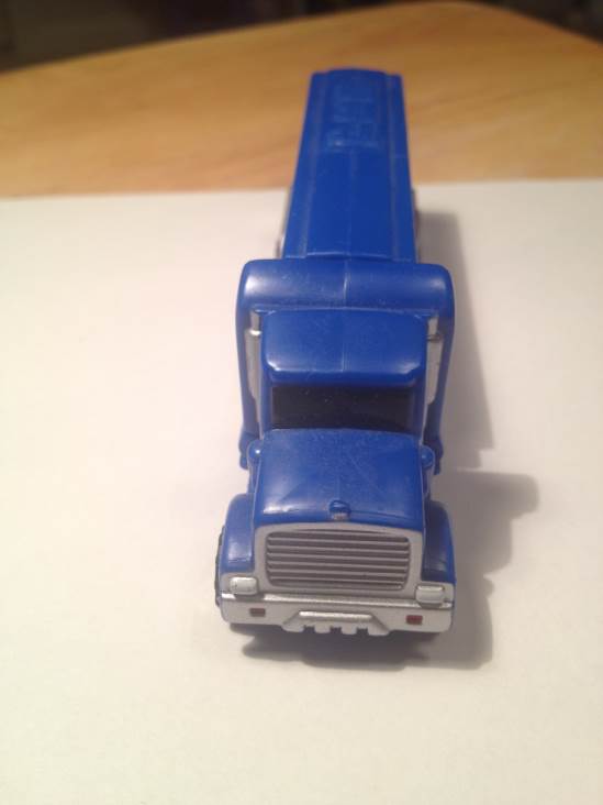 Trucks - Lowe’s #48 - Trucks - Nascar pez collectible - Main Image 2