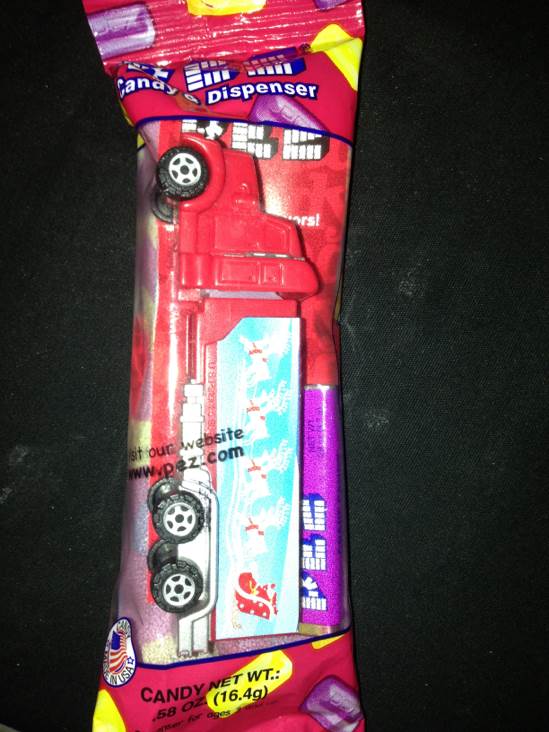 Trucks: Christmas - Trucks pez collectible - Main Image 2