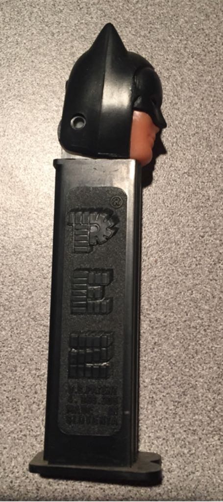 DC - Batman Mid-1990s Short Eared - DC Comics pez collectible - Main Image 2